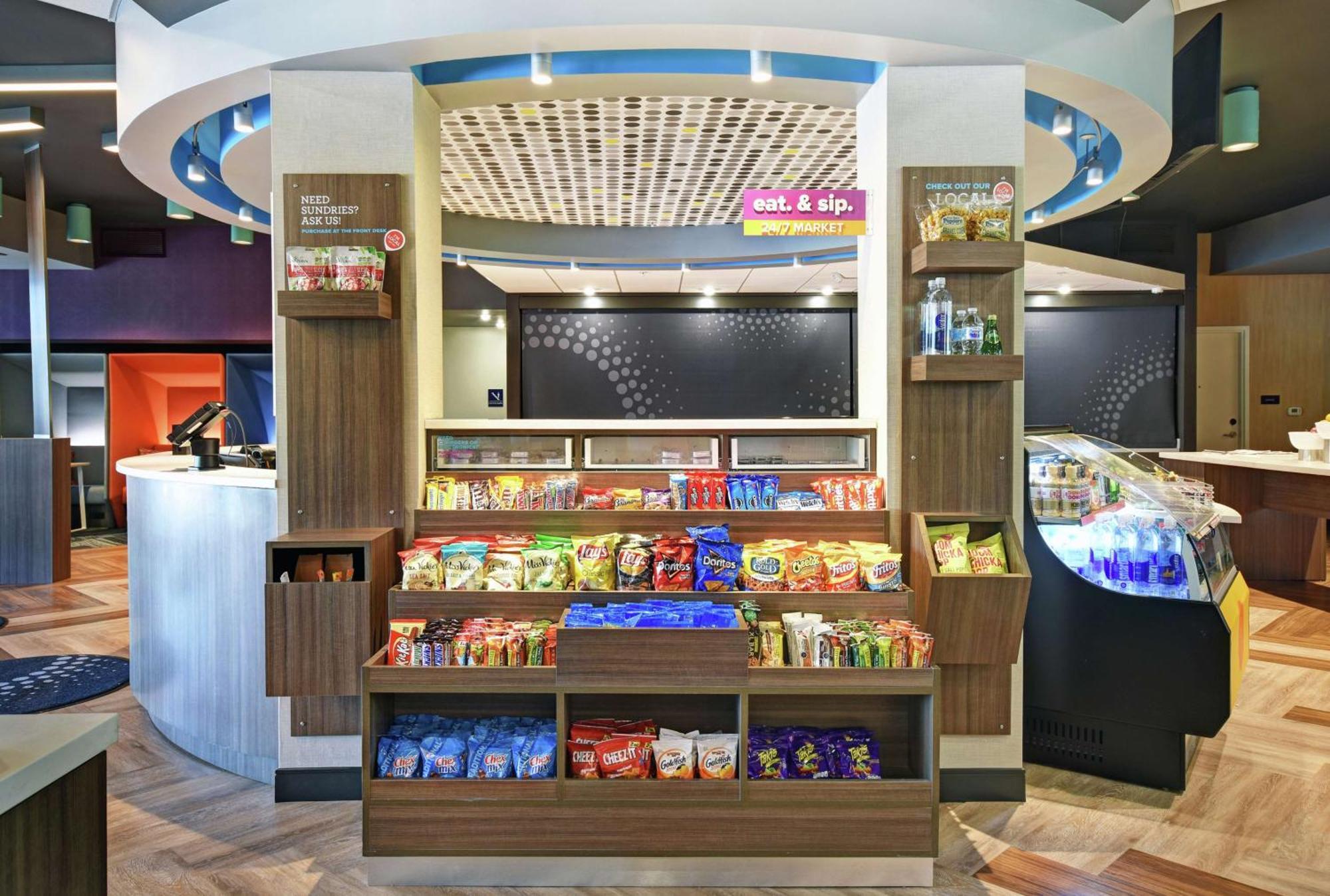 Tru By Hilton Grand Rapids Airport Hotel Kentwood Buitenkant foto